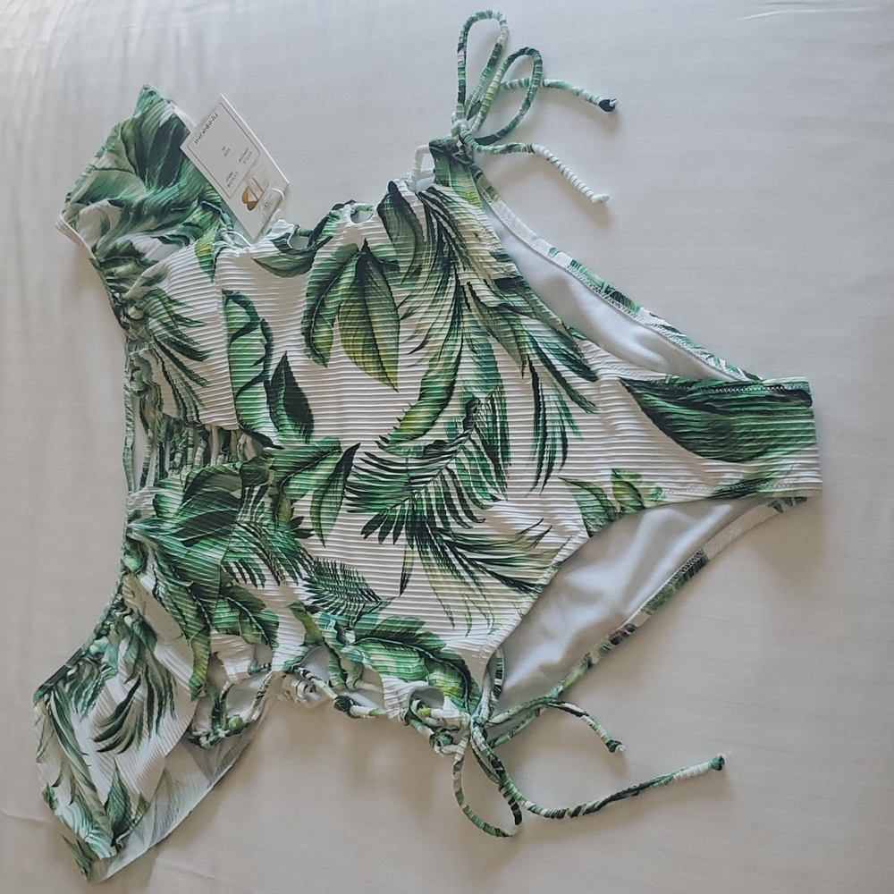 Tinibikini one piece - Picture 6 of 12